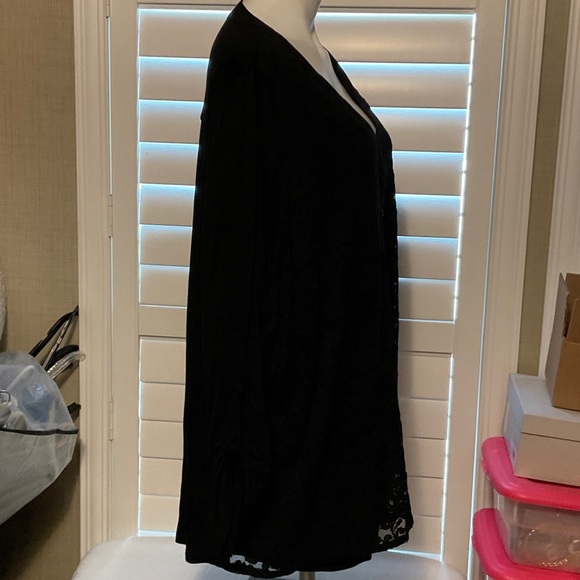 Apt. 9 Black Blouse - Picture 4 of 6